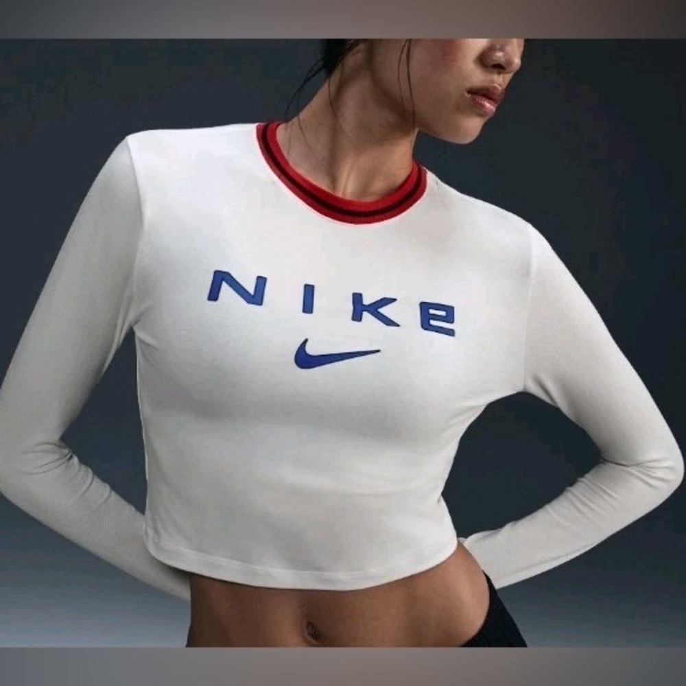 nike slim/cropped logo long sleeve